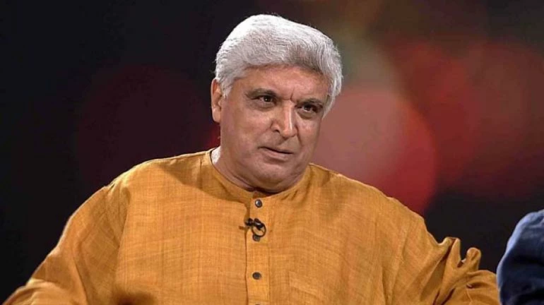 Kangana's plea is to delay the trial: Javed Akhtar