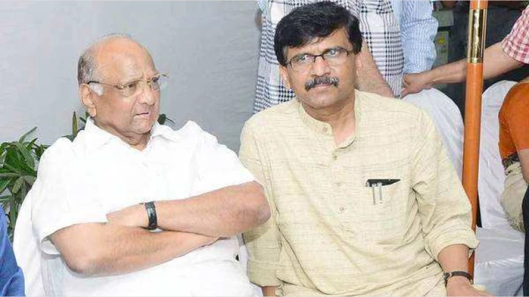 वर्षभरानंतर पुन्हा पवार-राऊत भेट, चर्चांना उधाण वर्षभरानंतर पुन्हा पवार-राऊत भेट, चर्चांना उधाण