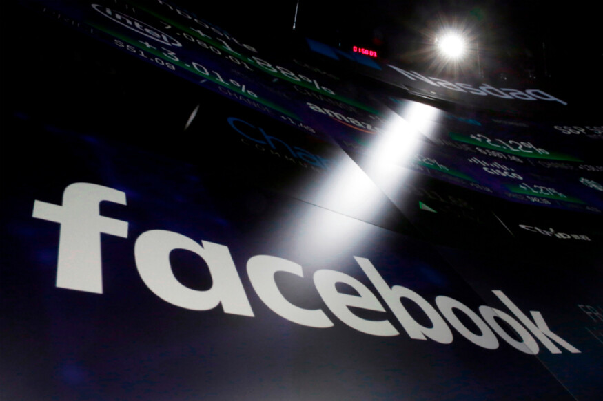 लोकेशन मोड बंद असलं तरी फेसबुकला कळतं लोकेशन