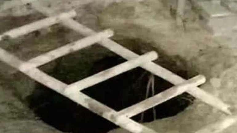 गोवंडीत सेप्टिक टँकमध्ये गुदमरून तीन मजुरांचा मृत्यू गोवंडीत सेप्टिक टँकमध्ये गुदमरून तीन मजुरांचा मृत्यू