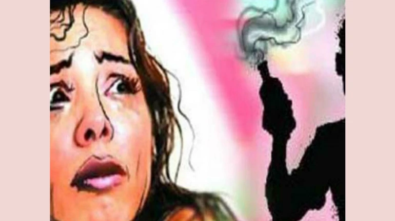 15 साल की लड़की पर फेका तेजाब, आरोपी फरार 15 साल की लड़की पर फेका तेजाब, आरोपी फरार