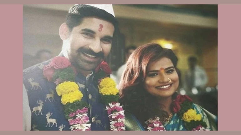 अरुण गवली की बेटी इस अभिनेता के साथ जल्द ही बंधेगी परिणय सूत्र में अरुण गवली की बेटी इस अभिनेता के साथ जल्द ही बंधेगी परिणय सूत्र में