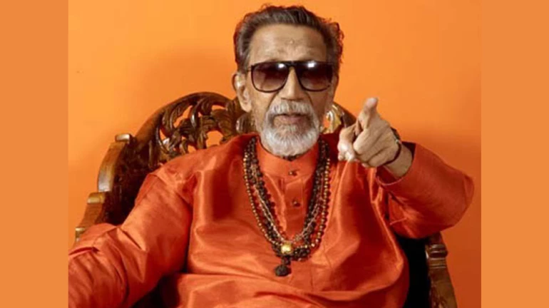 बाळासाहेब ठाकरे यांच्या दक्षिण मुंबईतील पुतळ्याला विरोध बाळासाहेब ठाकरे यांच्या दक्षिण मुंबईतील पुतळ्याला विरोध