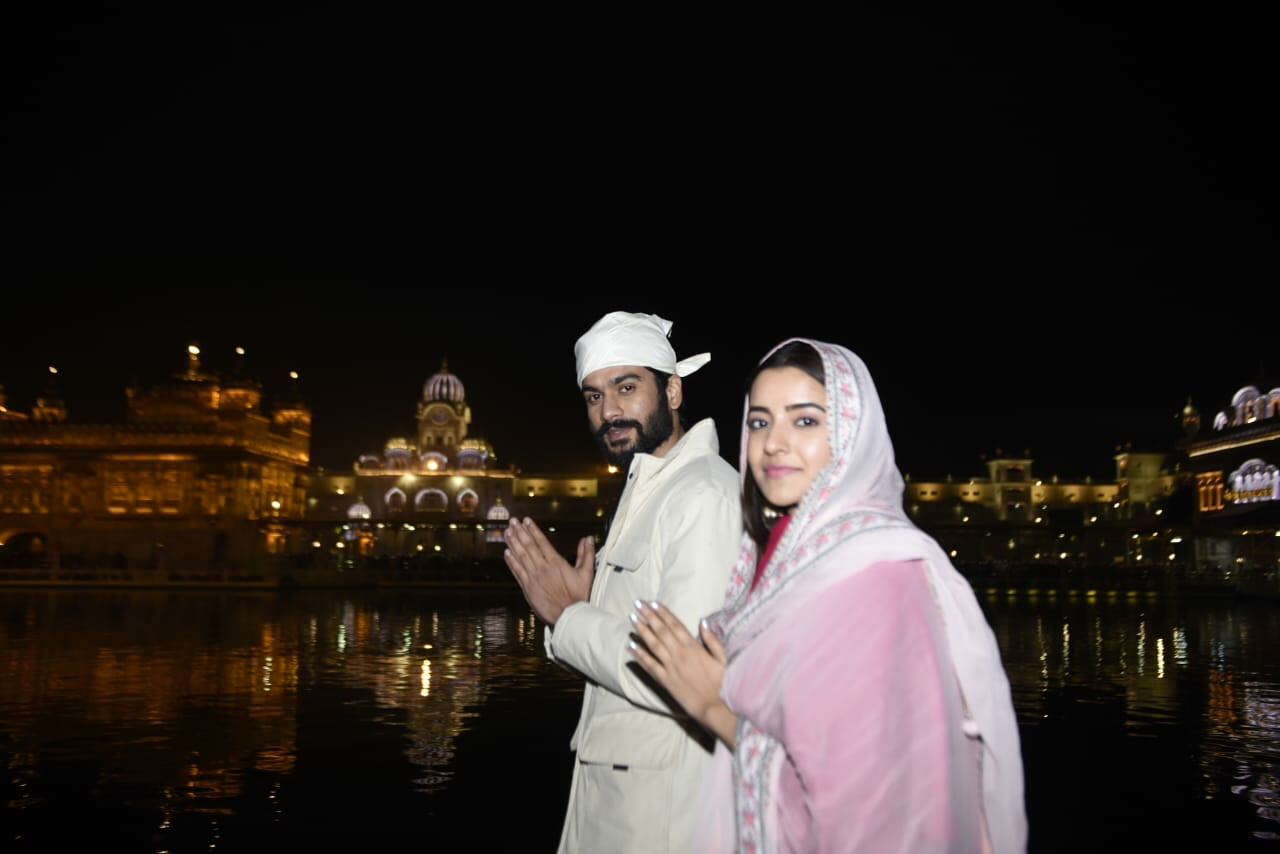 'भांगड़ा पा ले' की रिलीज से पहले सनी-रुखसार ने किया यह खास काम