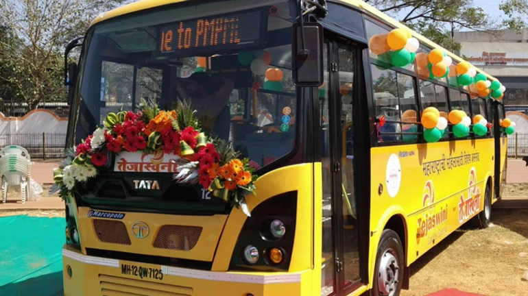 10 Tejaswini Buses Hits The Road In Thane