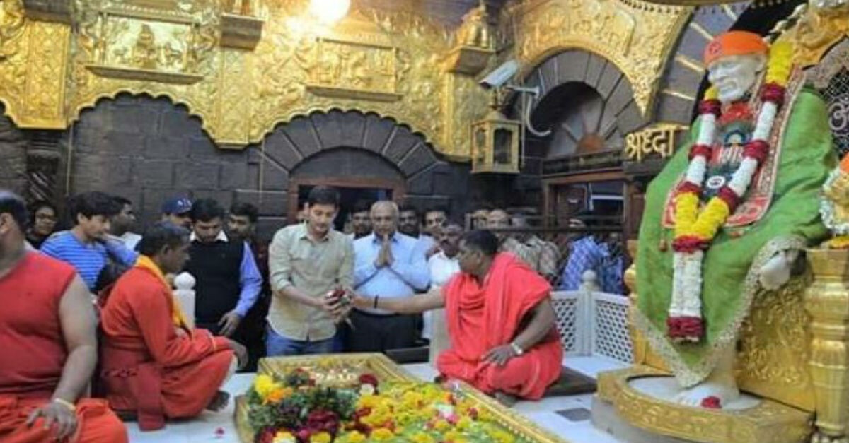 इस फिल्म की रिलीज से पहले महेश बाबू पहुंचे साईं बाबा के दरबार