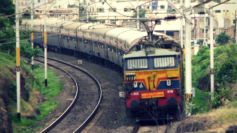 WR extends the trips of six pairs of special trains
