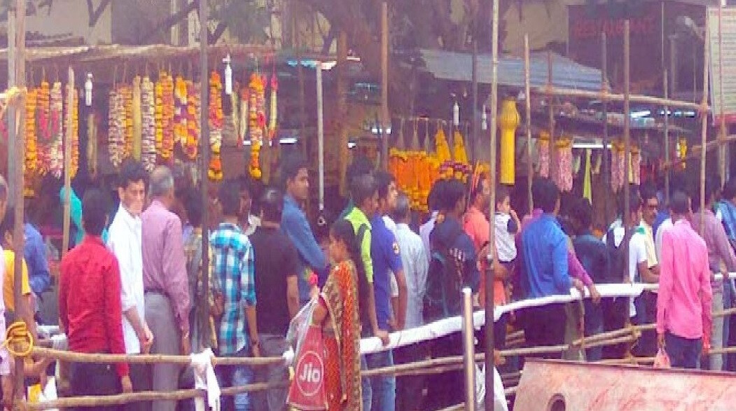 New Year 2020: मंदिरों में श्रद्धालुओं की जुटी भीड़, देखें वीडियो