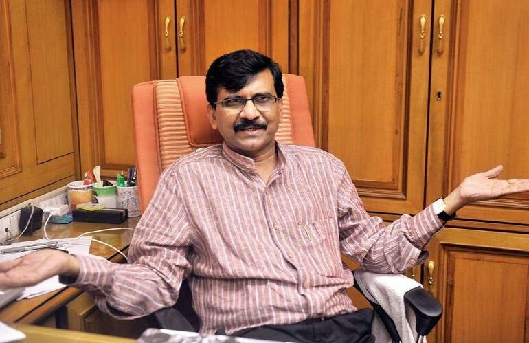 संजय राऊत यांच्या पोस्टनंतर राजकीय चर्चांना उधाण