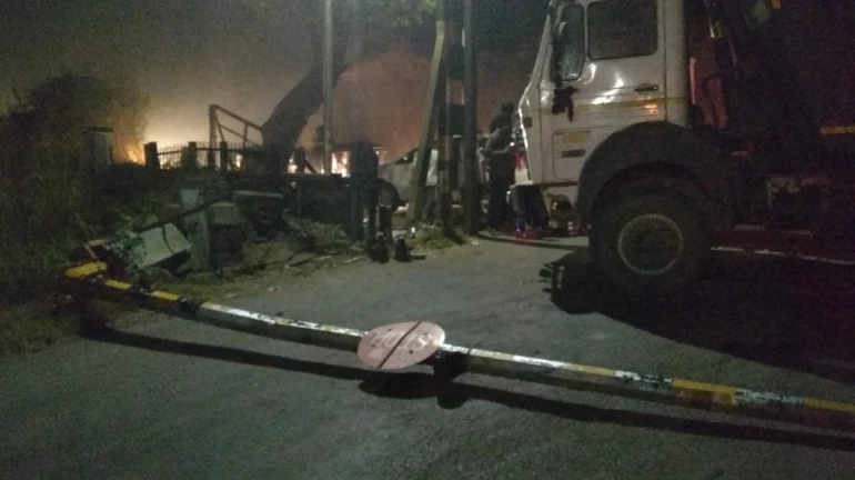 मध्य रेल्वेची वाहतूक उशिरानं मध्य रेल्वेची वाहतूक उशिरानं