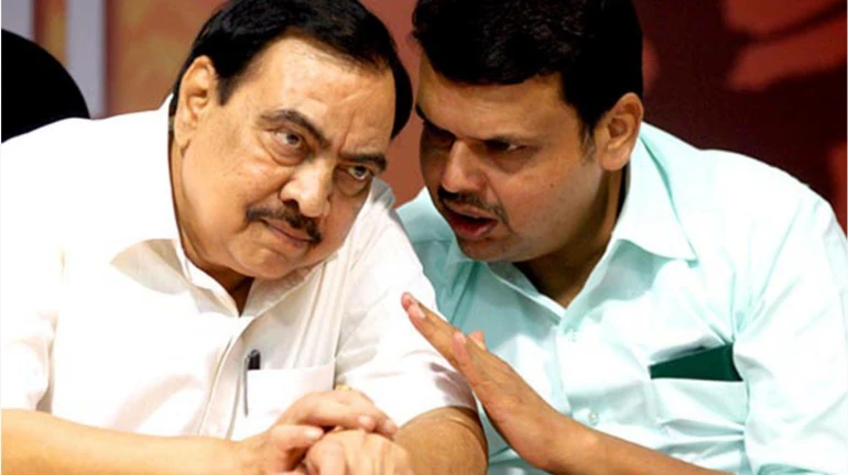 खडसे, फडणवीस यांच्यात दिलजमाई? खडसे, फडणवीस यांच्यात दिलजमाई?