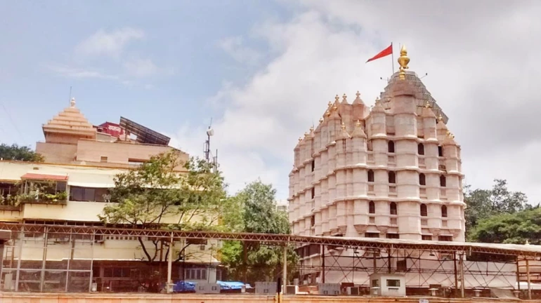 मुंबई के सिद्धिविनायक मंदिर का 100 करोड़ रुपये मे होगा कायाकल्प मुंबई के सिद्धिविनायक मंदिर का 100 करोड़ रुपये मे होगा कायाकल्प