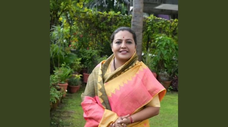 Video: ‘खिसा अजून गरम व्हायचाय’, वादग्रस्त वक्तव्यानंतर काँग्रेस मंत्री यशोमती ठाकूर ट्रोल Video: ‘खिसा अजून गरम व्हायचाय’, वादग्रस्त वक्तव्यानंतर काँग्रेस मंत्री यशोमती ठाकूर ट्रोल