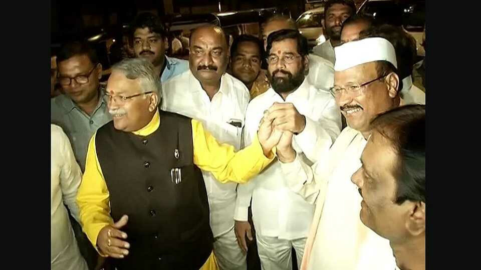 मुख्यमंत्र्यांच्या भेटीनंतर खैरे - सत्तार वादावर पडदा, शिंदेंनी केले मनोमिलन