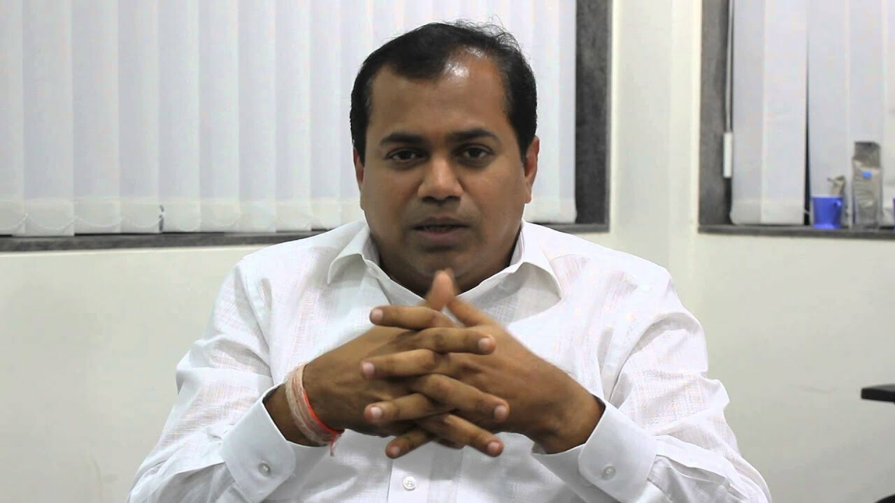 अब उद्धव ठाकरे की कैबिनेट के शिक्षा मंत्री की डिग्री पर भी उठा विवाद