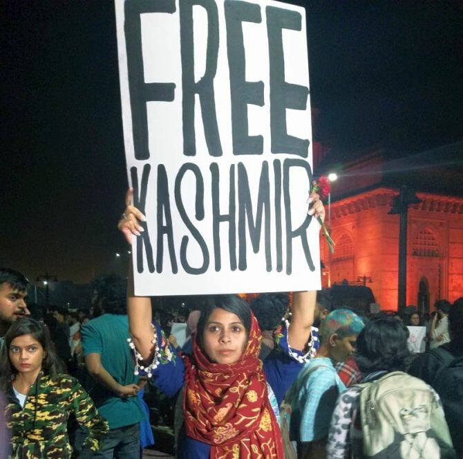 Mumbai Police files four FIRs against people involved in Gateway of India protest