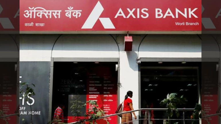 अॅक्सिस बँकेला १५ हजार कर्मचाऱ्यांनी ठोकला रामराम