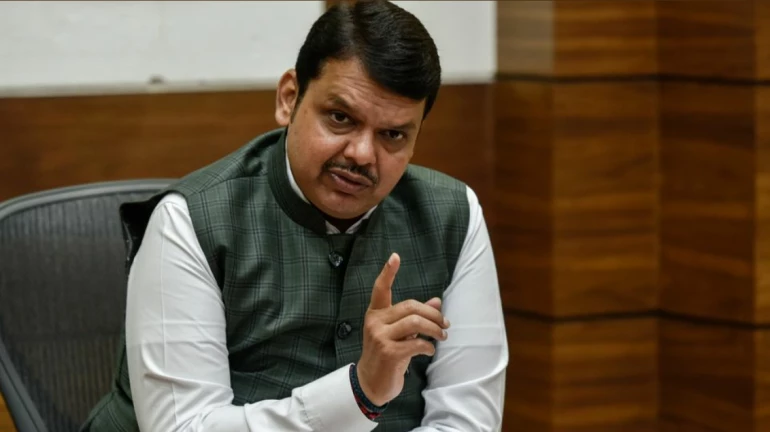 Passengers decide destination, not driver: Devendra Fadnavis taunts Uddhav Thackeray Passengers decide destination, not driver: Devendra Fadnavis taunts Uddhav Thackeray