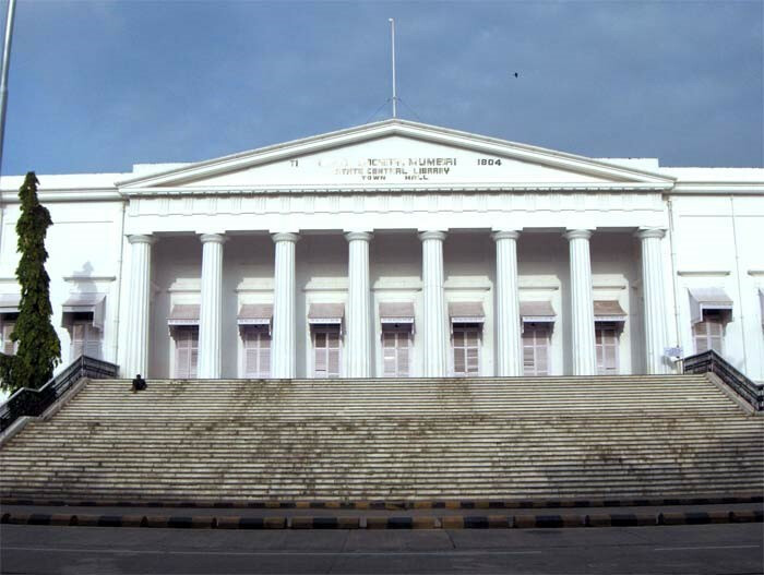 Mumbai's Iconic Asiatic Society Faces Financial Crisis, Seeks National Status