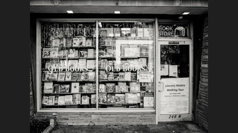 This Weekend Take a Literary Tour of Mumbai This Weekend Take a Literary Tour of Mumbai