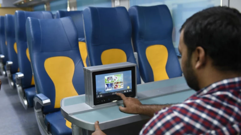 अहमदाबाद से मुंबई शुरू हुई तेजस , जाने सारी बातें अहमदाबाद से मुंबई शुरू हुई तेजस , जाने सारी बातें