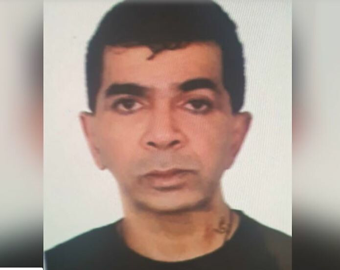 “साहब इतने लोगों को धमकाया है, की अभी याद नहीं आ रहा है!” या कुख्यात गुंडाचे पोलिसांना उत्तर