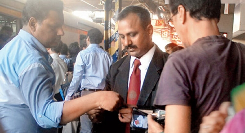 अप्रैल से दिसंबर के बीच बिना टिकट वालों से रेलवे ने वसुले 104.10 करोड़