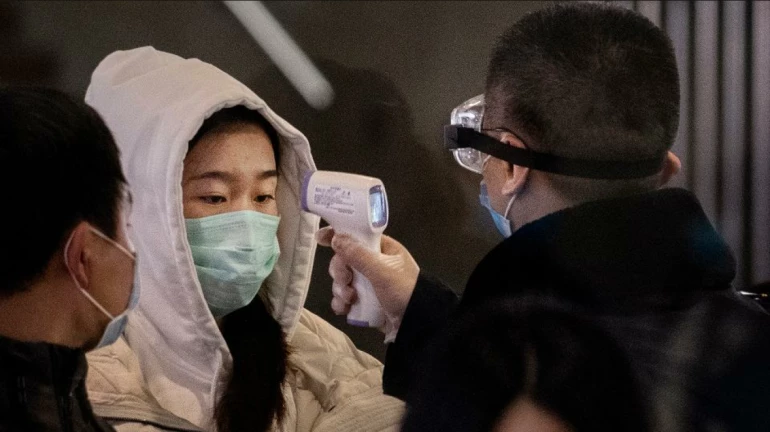 'या' कोरोनाबाधित देशांमधून ४ हजार प्रवासी मुंबईत 'या' कोरोनाबाधित देशांमधून ४ हजार प्रवासी मुंबईत