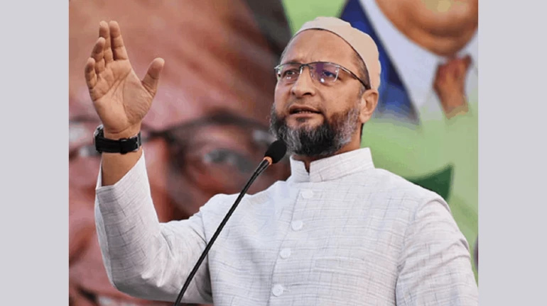 MNS leaders threaten AIMIM chief Asaduddin Owaisi over his remarks on Raj Thackeray MNS leaders threaten AIMIM chief Asaduddin Owaisi over his remarks on Raj Thackeray