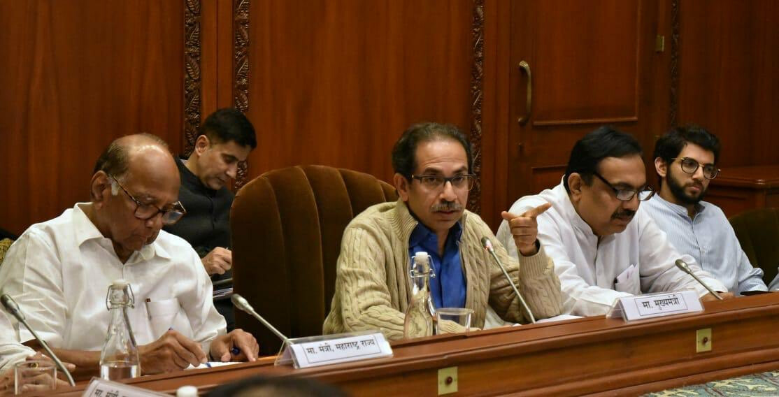 महाराष्ट्राची एकजूट दाखवा, मुख्यमंत्र्यांचं सर्वपक्षीय खासदारांना आवाहन