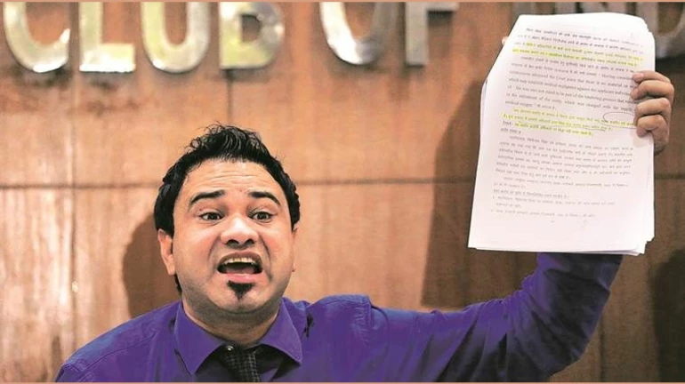 डॉ. कफील खान को मुंबई से किया गया गिरफ्तार डॉ. कफील खान को मुंबई से किया गया गिरफ्तार