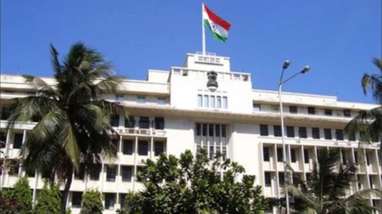 राज्य सरकार लवकरच भरणार ७० हजार रिक्त पदे राज्य सरकार लवकरच भरणार ७० हजार रिक्त पदे