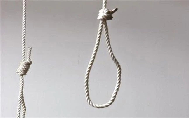 विलेपार्लेत माय-लेकीची गळफास लावून आत्महत्या