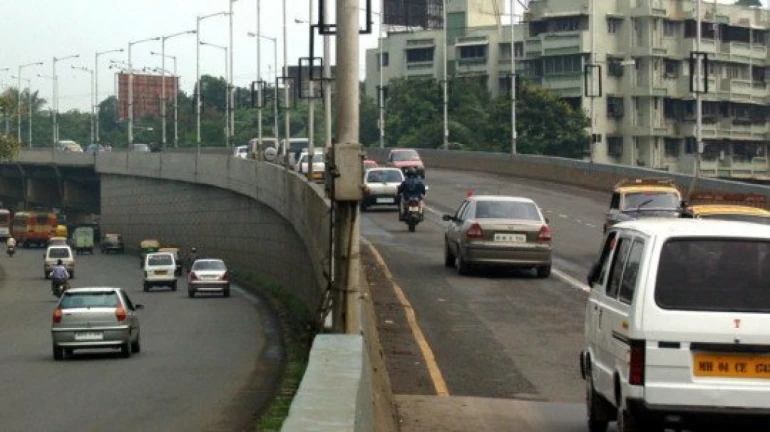 Sion flyover to be closed for 52 days for repair work suggested as per IIT audit report Sion flyover to be closed for 52 days for repair work suggested as per IIT audit report
