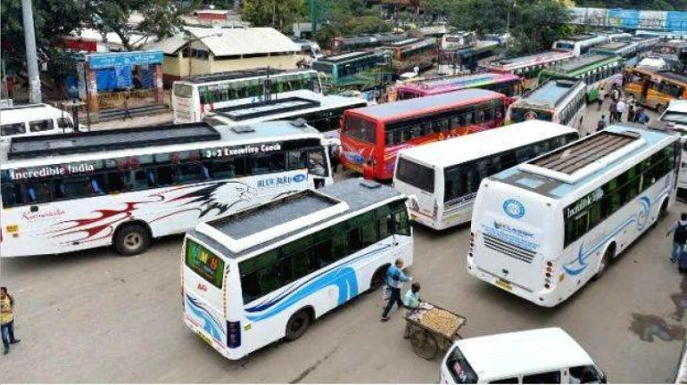 'या' नामांकित ट्रॅव्हल्स कंपन्यांना आरटीओचा दणका, ११४ चालकांचे परवाने रद्द 'या' नामांकित ट्रॅव्हल्स कंपन्यांना आरटीओचा दणका, ११४ चालकांचे परवाने रद्द