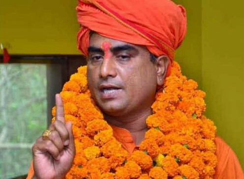 विश्व हिंदू महासभा के अध्यक्ष रणजीत बच्चन की हत्या के मामले में मुंबई से शूटर  गिरफ्तार