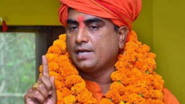 विश्व हिंदू महासभा के अध्यक्ष रणजीत बच्चन की हत्या के मामले में मुंबई से शूटर गिरफ्तार विश्व हिंदू महासभा के अध्यक्ष रणजीत बच्चन की हत्या के मामले में मुंबई से शूटर गिरफ्तार