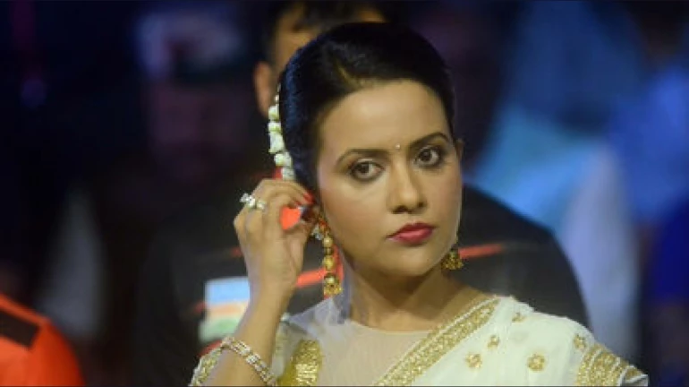 Woman Arrested in Amruta Fadnavis Bribery Case from Ulhasnagar Woman Arrested in Amruta Fadnavis Bribery Case from Ulhasnagar