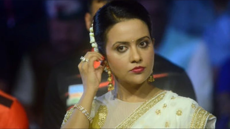 ऐ भोगी, कुछ तो सीख हमारे योगी से : अमृता फडणवीस ऐ भोगी, कुछ तो सीख हमारे योगी से : अमृता फडणवीस