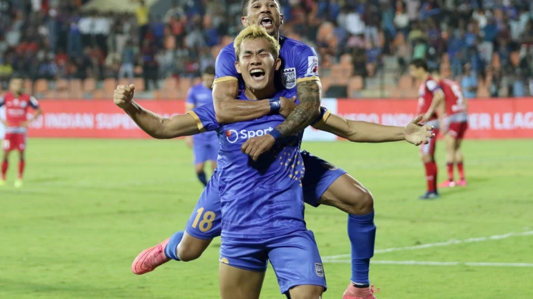 ISL 2019/20: Bidyananda Singh's injury-time goal strengthens Mumbai City FC's position for playoffs