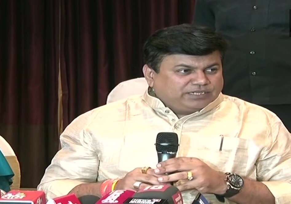 Singing National Anthem will be mandatory in schools, colleges: Maharashtra Minister Uday Samant