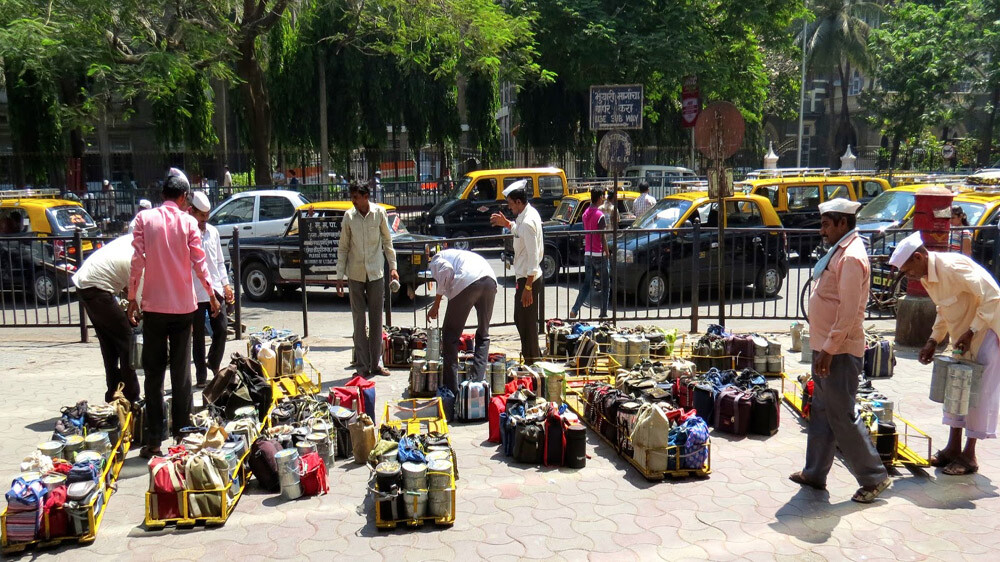 डब्बा वालों के लिए मुंबई में बनेंगे 5 लाख घर