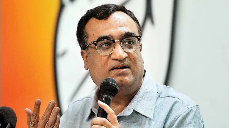 "Leave party then propagate half-baked facts": Ajay Maken slams Milind Deora over AAP tweet