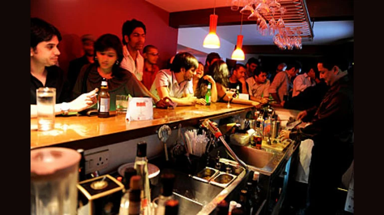 रात साढ़े तीन बजे तक हो शराब परोसने की परमिशन, आहार संगठन ने की मांग रात साढ़े तीन बजे तक हो शराब परोसने की परमिशन, आहार संगठन ने की मांग