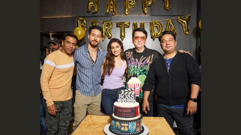 'बागी 3' की टीम के साथ साजिद नाडियाडवाला ने मनाया अपना जन्मदिन 'बागी 3' की टीम के साथ साजिद नाडियाडवाला ने मनाया अपना जन्मदिन