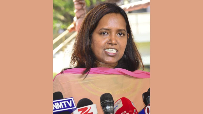 राज्यातील आंतरराष्ट्रीय शिक्षण मंडळ बरखास्त, शिक्षणमंत्र्यांची विधानसभेत माहिती राज्यातील आंतरराष्ट्रीय शिक्षण मंडळ बरखास्त, शिक्षणमंत्र्यांची विधानसभेत माहिती