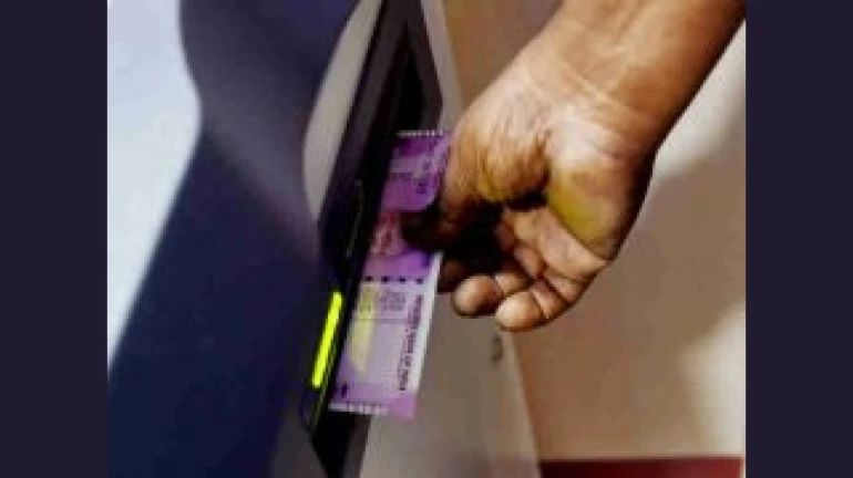 ATM से अब नहीं निकलेंगे 2000 के नोट