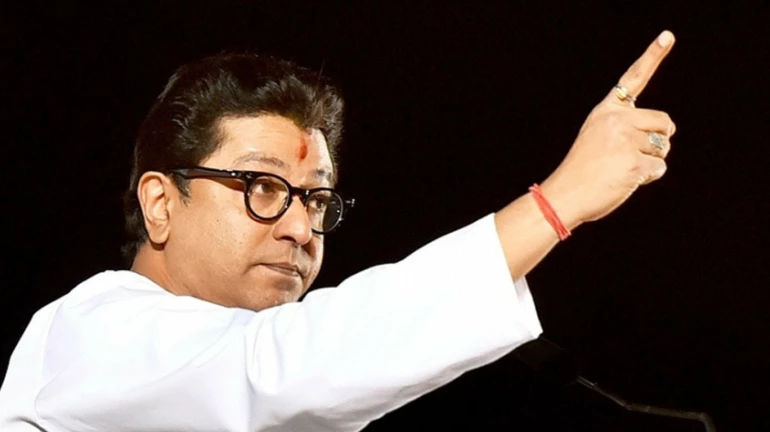 राज ठाकरेंनी शेअर केला काश्मिरी तरूणीचा व्हिडिओ, जाणून घ्या यामागील कारण राज ठाकरेंनी शेअर केला काश्मिरी तरूणीचा व्हिडिओ, जाणून घ्या यामागील कारण