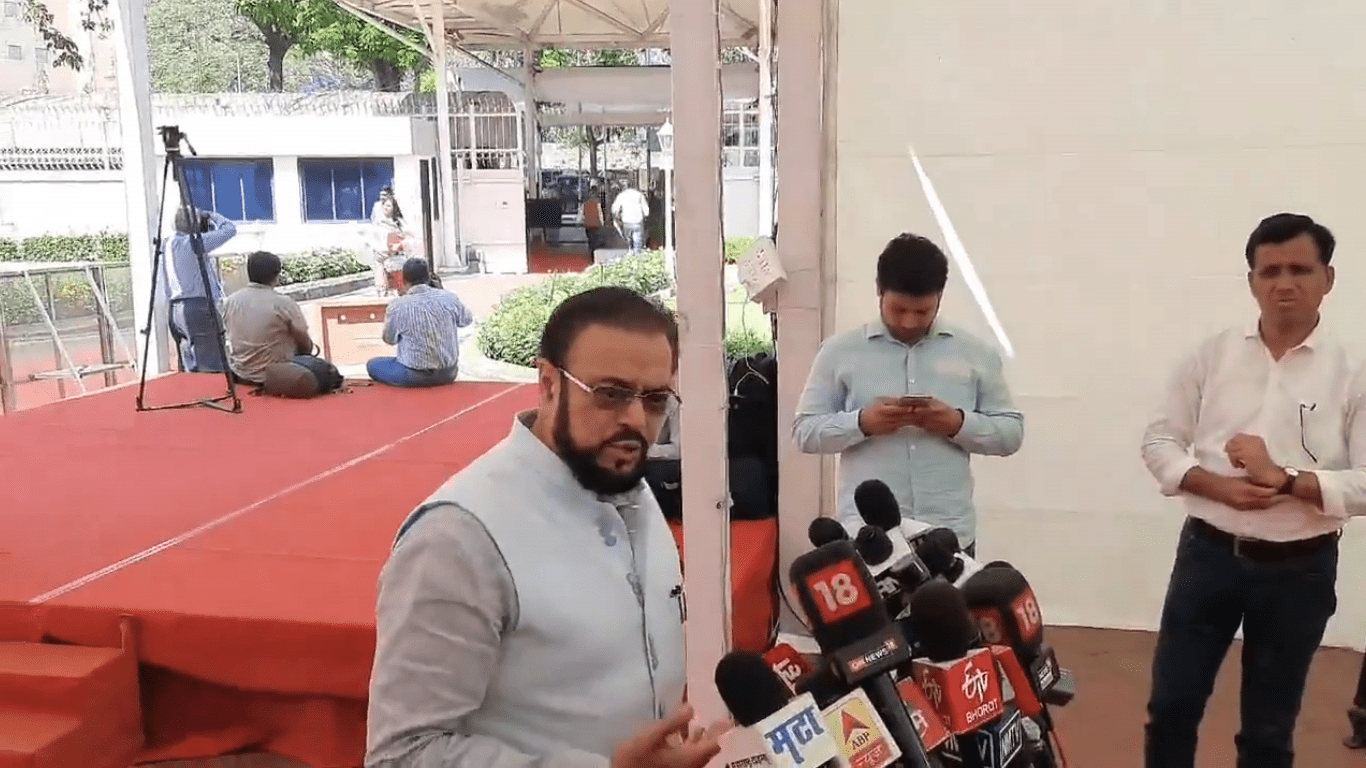 CAA, NRC और NPR के खिलाफ प्रस्ताव लाने के लिए अजीत पवार से करेंगे बात – अबू असीम आजमी