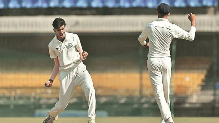 CK Nayudu Trophy Semi Final: Aditya Thakare helps Vidarbha win against Mumbai CK Nayudu Trophy Semi Final: Aditya Thakare helps Vidarbha win against Mumbai